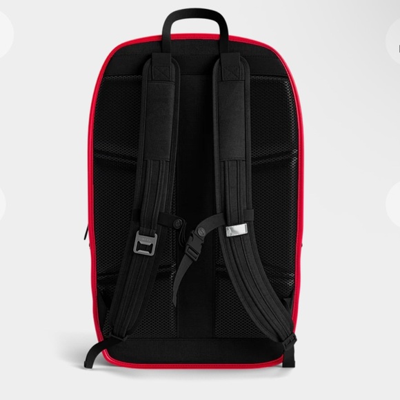alcatraz timbuk2 backpack OS / Nautical The padded laptop pocket fits most 17 laptops plus a separate slip pocket for tablets or readers. Timbuk2 Alcatraz Backpack Review Good